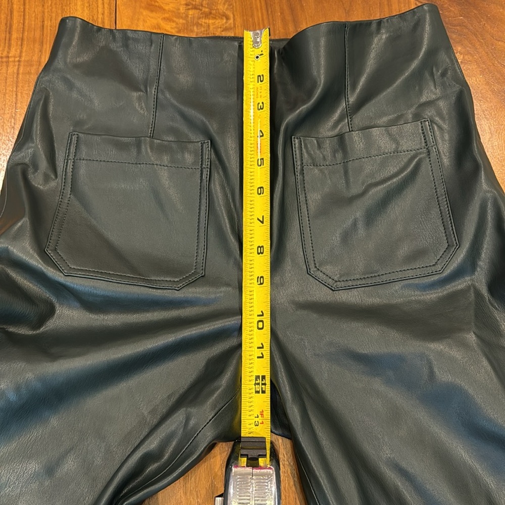 Veronica Beard emerald green faux leather pants - Picture 14 of 15